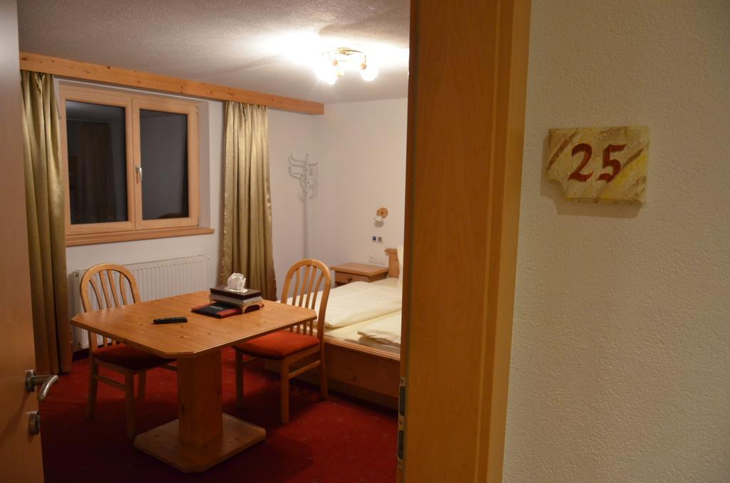 Hotel Restaurant Thurner 잼스 외부 사진